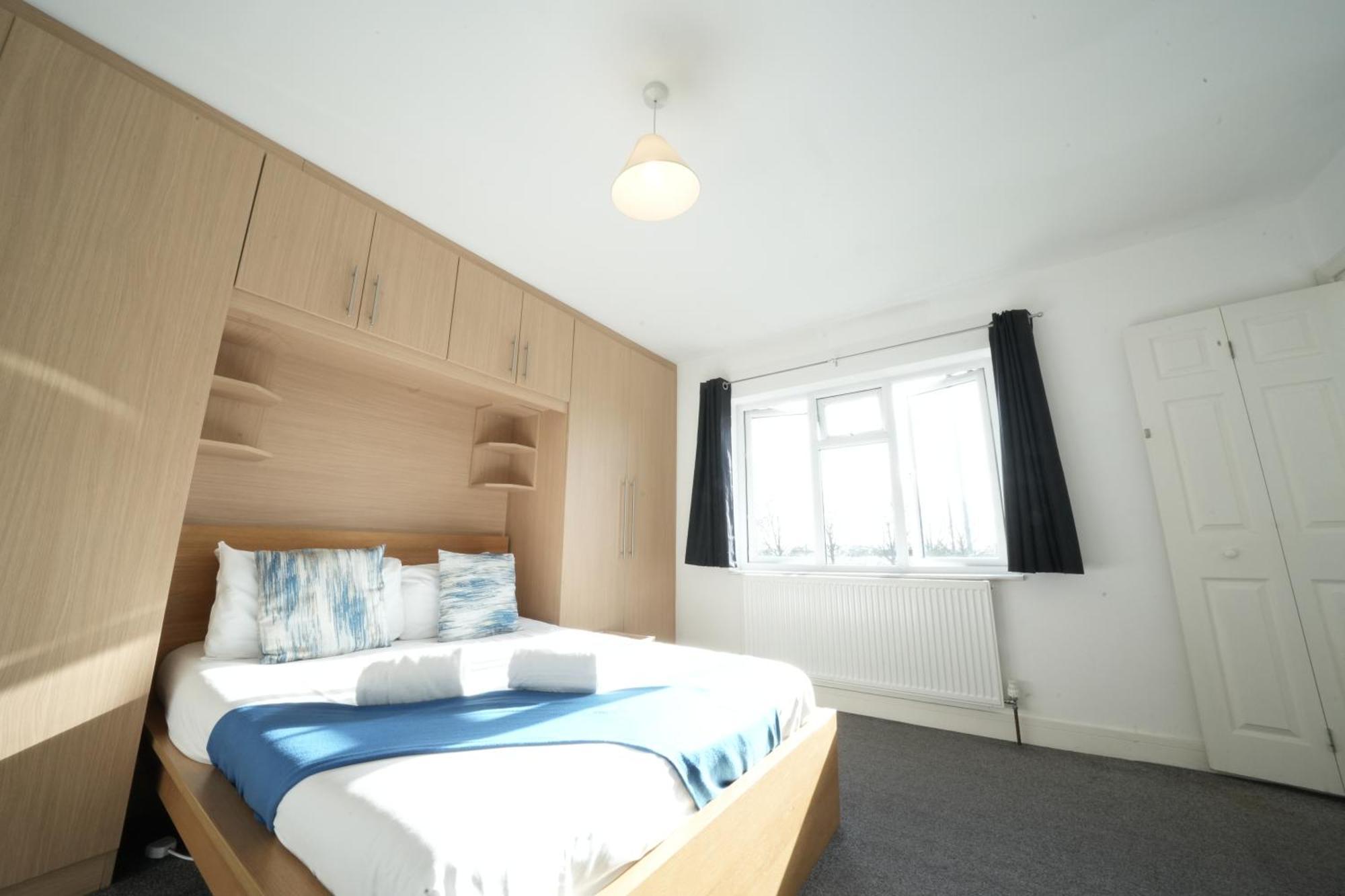 Great Airport Sleep Apartment Harmondsworth Ngoại thất bức ảnh