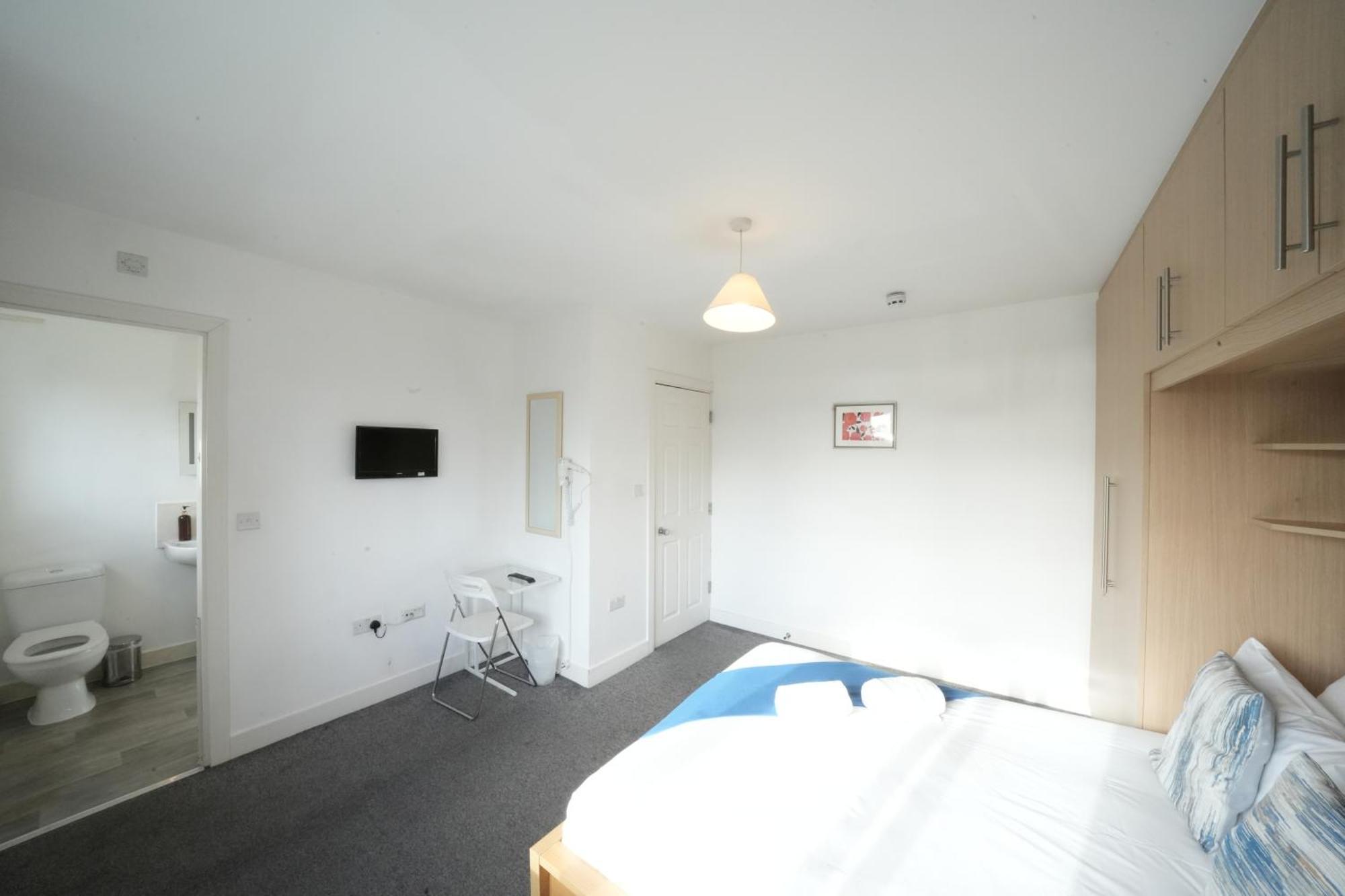 Great Airport Sleep Apartment Harmondsworth Ngoại thất bức ảnh