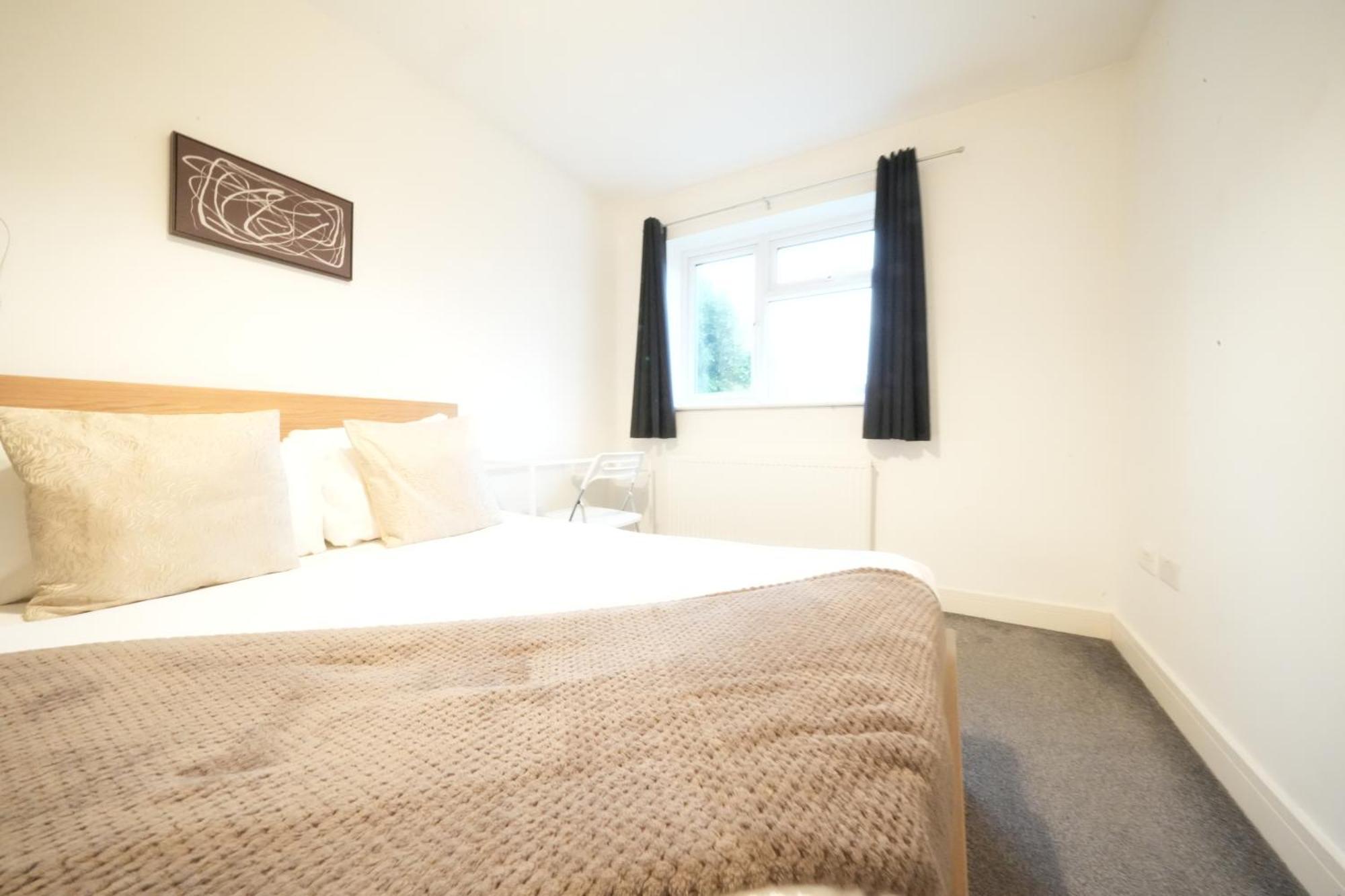 Great Airport Sleep Apartment Harmondsworth Ngoại thất bức ảnh