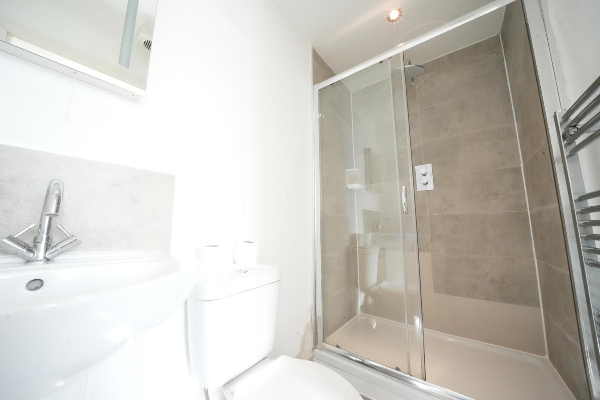 Great Airport Sleep Apartment Harmondsworth Ngoại thất bức ảnh